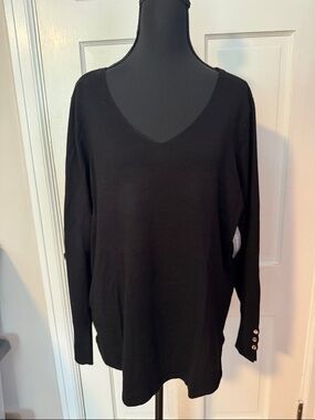 Chico's NWT  Black Knit V-Neck Pullover Long Sleeve Sweater Size Large